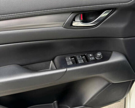 Білий Мазда СХ-5, об'ємом двигуна 2.49 л та пробігом 75 тис. км за 19699 $, фото 25 на Automoto.ua