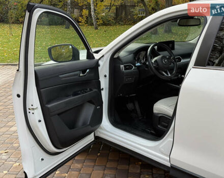 Мазда СХ-5 2021 у Києві на Automoto.ua Білий Мазда СХ-5, об'ємом двигуна 2.49 л та пробігом 111 тис. км за 21500 $, фото 13 на Automoto.ua