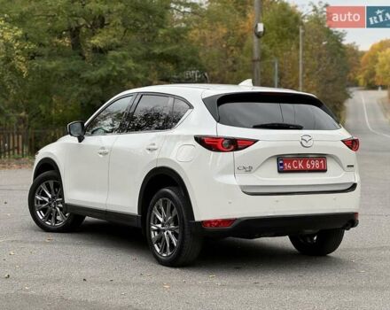 Белый Мазда СХ-5, объемом двигателя 2 л и пробегом 173 тыс. км за 21999 $, фото 23 на Automoto.ua