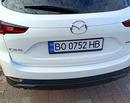 Белый Мазда СХ-5, объемом двигателя 2.5 л и пробегом 28 тыс. км за 25000 $, фото 1 на Automoto.ua