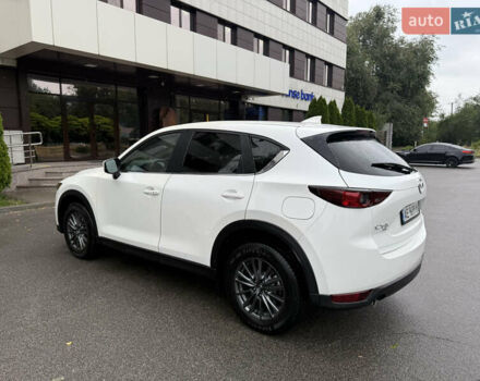 Белый Мазда СХ-5, объемом двигателя 2.49 л и пробегом 55 тыс. км за 22000 $, фото 5 на Automoto.ua