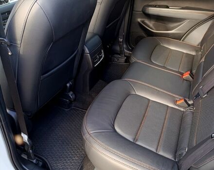 Белый Мазда СХ-5, объемом двигателя 2.5 л и пробегом 28 тыс. км за 25000 $, фото 6 на Automoto.ua