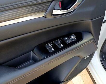 Белый Мазда СХ-5, объемом двигателя 2.5 л и пробегом 28 тыс. км за 25000 $, фото 3 на Automoto.ua