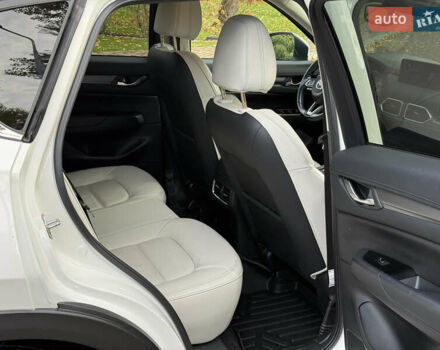 Мазда СХ-5 2021 у Києві на Automoto.ua Білий Мазда СХ-5, об'ємом двигуна 2.49 л та пробігом 111 тис. км за 21500 $, фото 26 на Automoto.ua