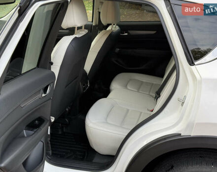 Мазда СХ-5 2021 у Києві на Automoto.ua Білий Мазда СХ-5, об'ємом двигуна 2.49 л та пробігом 111 тис. км за 21500 $, фото 14 на Automoto.ua