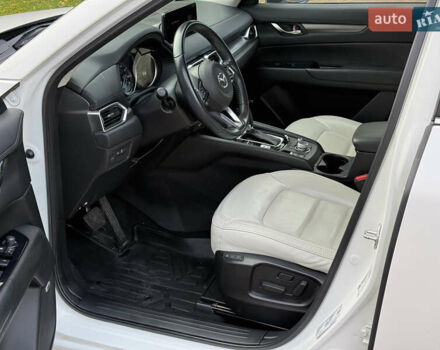 Мазда СХ-5 2021 у Києві на Automoto.ua Білий Мазда СХ-5, об'ємом двигуна 2.49 л та пробігом 111 тис. км за 21500 $, фото 12 на Automoto.ua