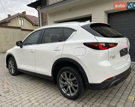 Белый Мазда СХ-5, объемом двигателя 2.5 л и пробегом 93 тыс. км за 23999 $, фото 5 на Automoto.ua