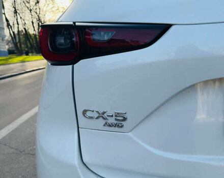 Белый Мазда СХ-5, объемом двигателя 2.5 л и пробегом 33 тыс. км за 26500 $, фото 14 на Automoto.ua