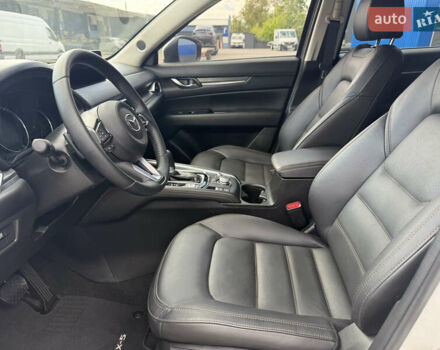 Білий Мазда СХ-5, об'ємом двигуна 2.5 л та пробігом 4 тис. км за 25999 $, фото 34 на Automoto.ua