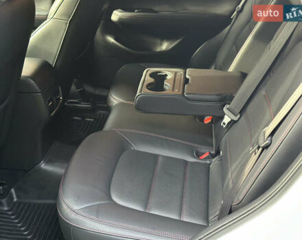 Мазда СХ-5 2022 в Киеве на Automoto.ua Белый Мазда СХ-5, объемом двигателя 2.49 л и пробегом 55 тыс. км за 25999 $, фото 13 на Automoto.ua