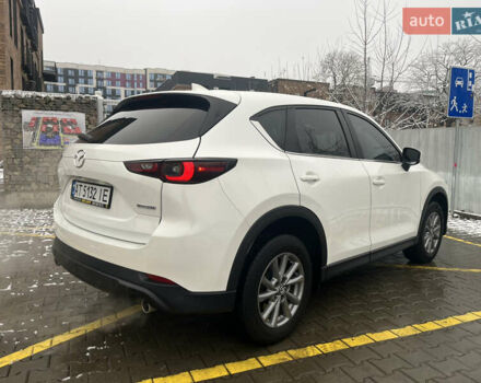Білий Мазда СХ-5, об'ємом двигуна 2.49 л та пробігом 61 тис. км за 19999 $, фото 7 на Automoto.ua