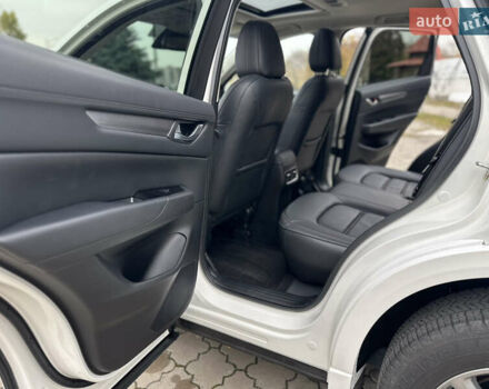 Белый Мазда СХ-5, объемом двигателя 2.5 л и пробегом 26 тыс. км за 23800 $, фото 47 на Automoto.ua