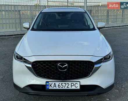 Білий Мазда СХ-5, об'ємом двигуна 2.49 л та пробігом 17 тис. км за 26000 $, фото 4 на Automoto.ua