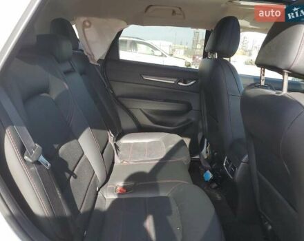 Білий Мазда СХ-5, об'ємом двигуна 2.49 л та пробігом 38 тис. км за 5000 $, фото 9 на Automoto.ua