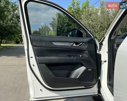 Белый Мазда СХ-5, объемом двигателя 2.49 л и пробегом 17 тыс. км за 27750 $, фото 49 на Automoto.ua