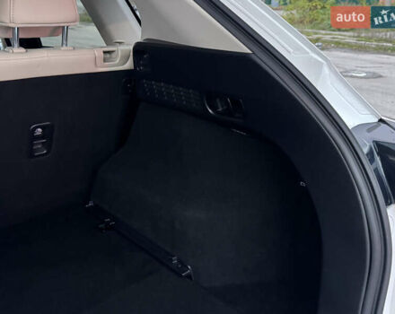 Мазда СХ-5 2023 в Полтаве на Automoto.ua Белый Мазда СХ-5, объемом двигателя 2.49 л и пробегом 30 тыс. км за 23500 $, фото 46 на Automoto.ua