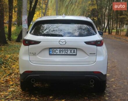 Білий Мазда СХ-5, об'ємом двигуна 2.49 л та пробігом 12 тис. км за 21700 $, фото 6 на Automoto.ua