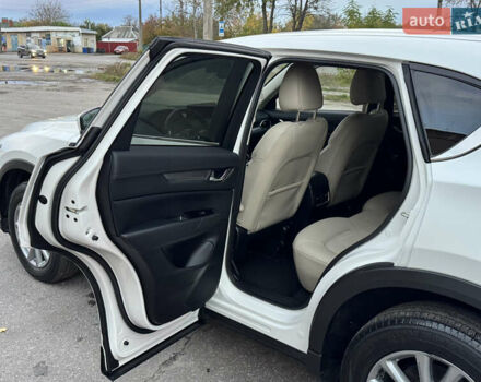 Мазда СХ-5 2023 в Полтаве на Automoto.ua Белый Мазда СХ-5, объемом двигателя 2.49 л и пробегом 30 тыс. км за 23500 $, фото 35 на Automoto.ua