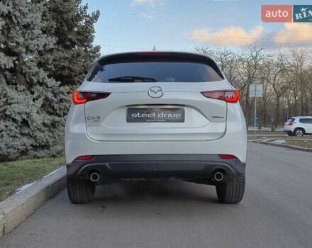 Белый Мазда СХ-5, объемом двигателя 2.5 л и пробегом 20 тыс. км за 26399 $, фото 4 на Automoto.ua