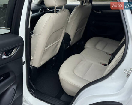 Мазда СХ-5 2023 в Полтаве на Automoto.ua Белый Мазда СХ-5, объемом двигателя 2.49 л и пробегом 30 тыс. км за 23500 $, фото 36 на Automoto.ua