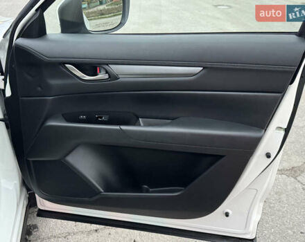 Мазда СХ-5 2023 в Полтаве на Automoto.ua Белый Мазда СХ-5, объемом двигателя 2.49 л и пробегом 30 тыс. км за 23500 $, фото 56 на Automoto.ua