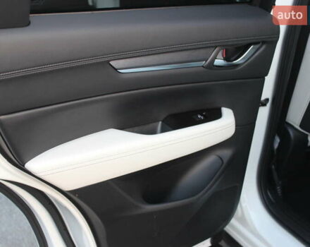 Белый Мазда СХ-5, объемом двигателя 2.49 л и пробегом 41 тыс. км за 28999 $, фото 33 на Automoto.ua