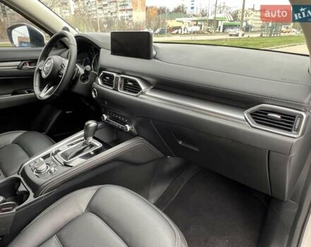 Белый Мазда СХ-5, объемом двигателя 2.49 л и пробегом 17 тыс. км за 25950 $, фото 31 на Automoto.ua