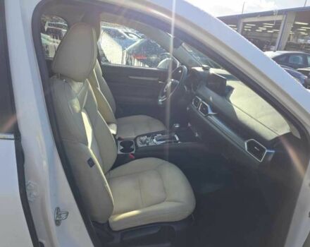 Білий Мазда СХ-5, об'ємом двигуна 0 л та пробігом 23 тис. км за 23000 $, фото 9 на Automoto.ua