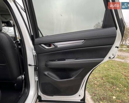 Белый Мазда СХ-5, объемом двигателя 2.49 л и пробегом 17 тыс. км за 25950 $, фото 40 на Automoto.ua