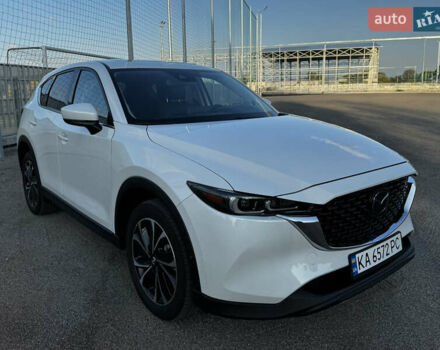 Білий Мазда СХ-5, об'ємом двигуна 2.49 л та пробігом 17 тис. км за 26000 $, фото 2 на Automoto.ua