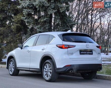 Белый Мазда СХ-5, объемом двигателя 2.5 л и пробегом 20 тыс. км за 26399 $, фото 2 на Automoto.ua