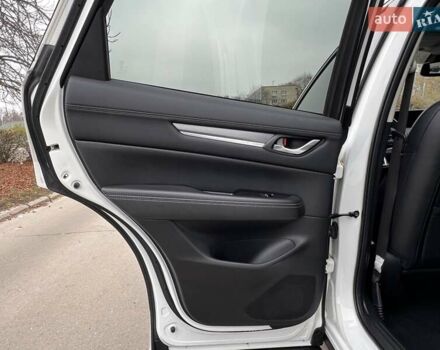 Белый Мазда СХ-5, объемом двигателя 2.49 л и пробегом 17 тыс. км за 25950 $, фото 39 на Automoto.ua