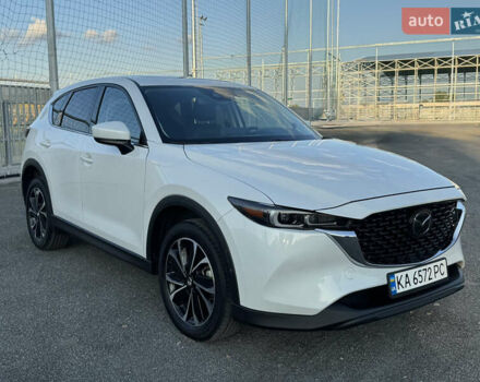 Білий Мазда СХ-5, об'ємом двигуна 2.49 л та пробігом 17 тис. км за 26000 $, фото 6 на Automoto.ua