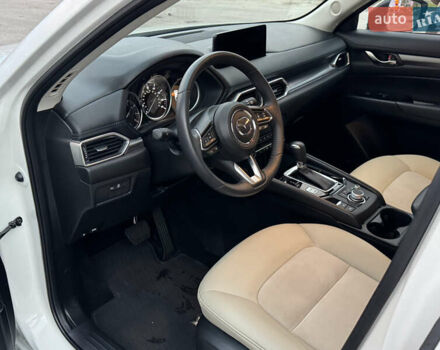 Мазда СХ-5 2023 в Полтаве на Automoto.ua Белый Мазда СХ-5, объемом двигателя 2.49 л и пробегом 30 тыс. км за 23500 $, фото 13 на Automoto.ua