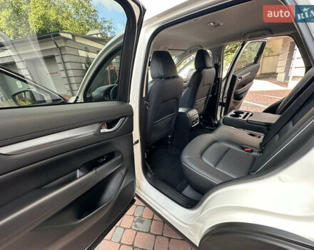 Білий Мазда СХ-5, об'ємом двигуна 2 л та пробігом 33 тис. км за 25650 $, фото 168 на Automoto.ua