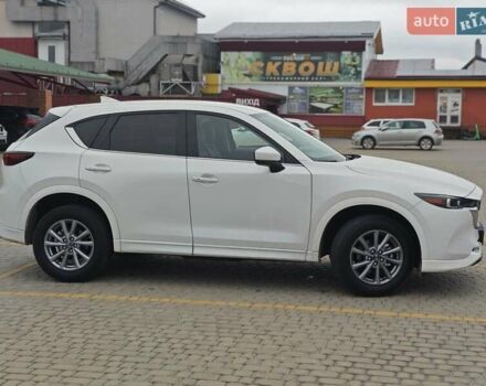 Белый Мазда СХ-5, объемом двигателя 2.49 л и пробегом 6 тыс. км за 26800 $, фото 5 на Automoto.ua