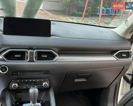 Білий Мазда СХ-5, об'ємом двигуна 2 л та пробігом 33 тис. км за 25650 $, фото 136 на Automoto.ua