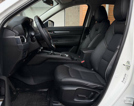 Белый Мазда СХ-5, объемом двигателя 2 л и пробегом 25 тыс. км за 30400 $, фото 25 на Automoto.ua