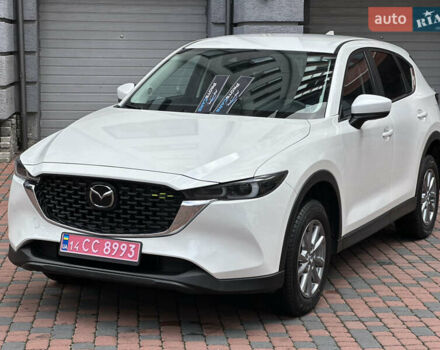 Білий Мазда СХ-5, об'ємом двигуна 2 л та пробігом 33 тис. км за 25650 $, фото 4 на Automoto.ua
