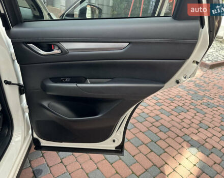 Білий Мазда СХ-5, об'ємом двигуна 2 л та пробігом 33 тис. км за 25650 $, фото 176 на Automoto.ua