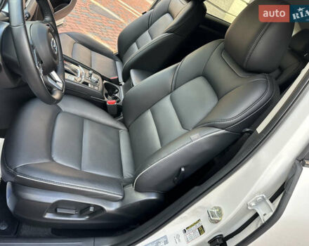 Білий Мазда СХ-5, об'ємом двигуна 2 л та пробігом 33 тис. км за 25650 $, фото 125 на Automoto.ua