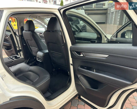 Білий Мазда СХ-5, об'ємом двигуна 2 л та пробігом 33 тис. км за 25650 $, фото 171 на Automoto.ua