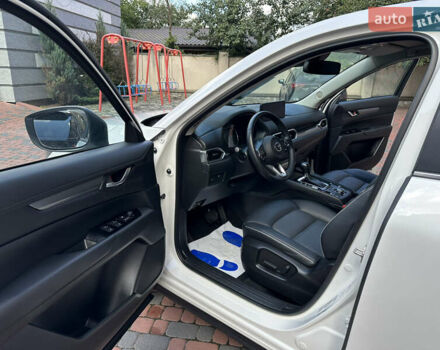 Білий Мазда СХ-5, об'ємом двигуна 2 л та пробігом 33 тис. км за 25650 $, фото 102 на Automoto.ua