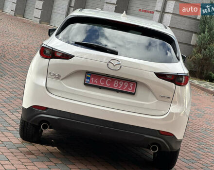 Білий Мазда СХ-5, об'ємом двигуна 2 л та пробігом 33 тис. км за 25650 $, фото 9 на Automoto.ua