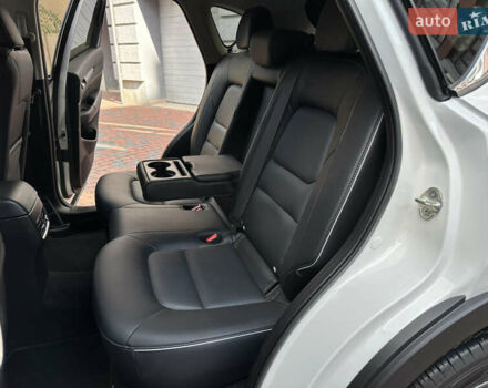 Білий Мазда СХ-5, об'ємом двигуна 2 л та пробігом 33 тис. км за 25650 $, фото 162 на Automoto.ua