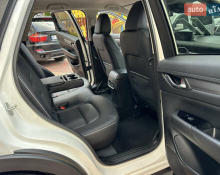 Білий Мазда СХ-5, об'ємом двигуна 2 л та пробігом 33 тис. км за 25650 $, фото 172 на Automoto.ua