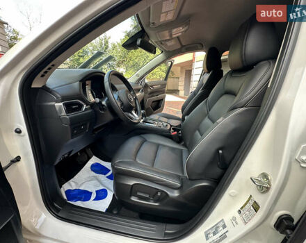 Білий Мазда СХ-5, об'ємом двигуна 2 л та пробігом 33 тис. км за 25650 $, фото 130 на Automoto.ua