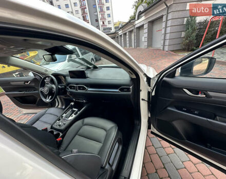 Білий Мазда СХ-5, об'ємом двигуна 2 л та пробігом 33 тис. км за 25650 $, фото 159 на Automoto.ua