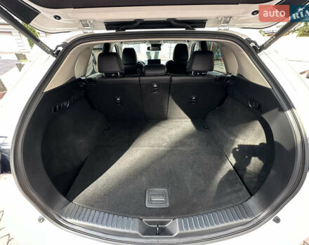 Білий Мазда СХ-5, об'ємом двигуна 2 л та пробігом 33 тис. км за 25650 $, фото 189 на Automoto.ua