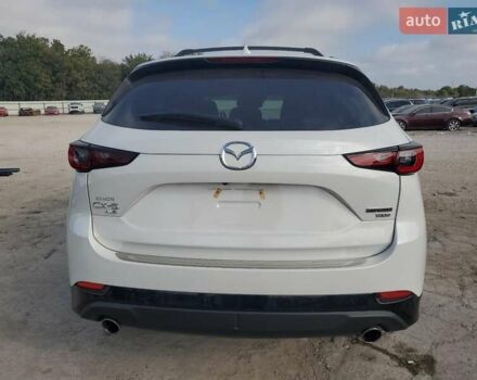 Білий Мазда СХ-5, об'ємом двигуна 2.49 л та пробігом 9 тис. км за 7000 $, фото 2 на Automoto.ua